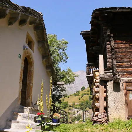 Haus Rhodania Hotel